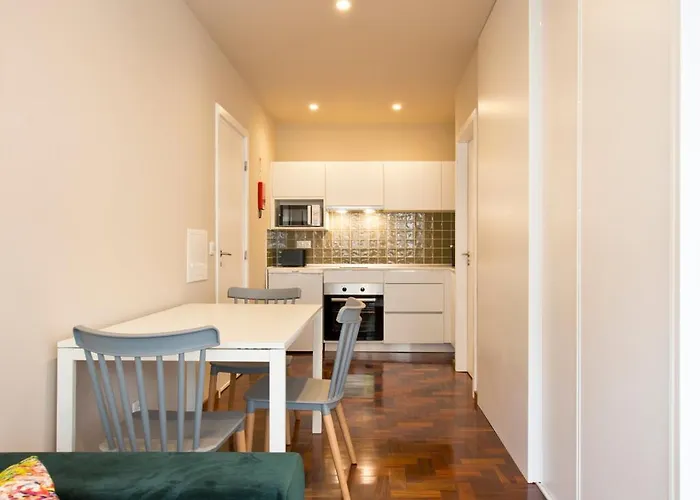 Your Flat Oporto